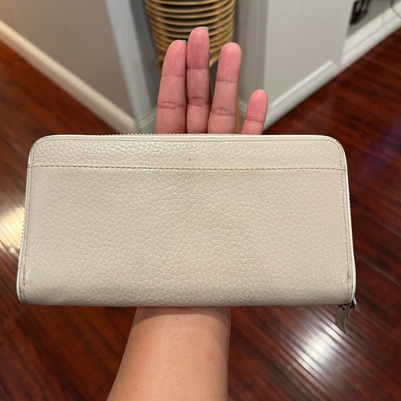 Kate Spade Wallet - Picture 4 of 16